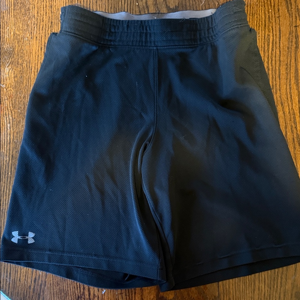 Under Armour Men’s Black Athletic Shorts